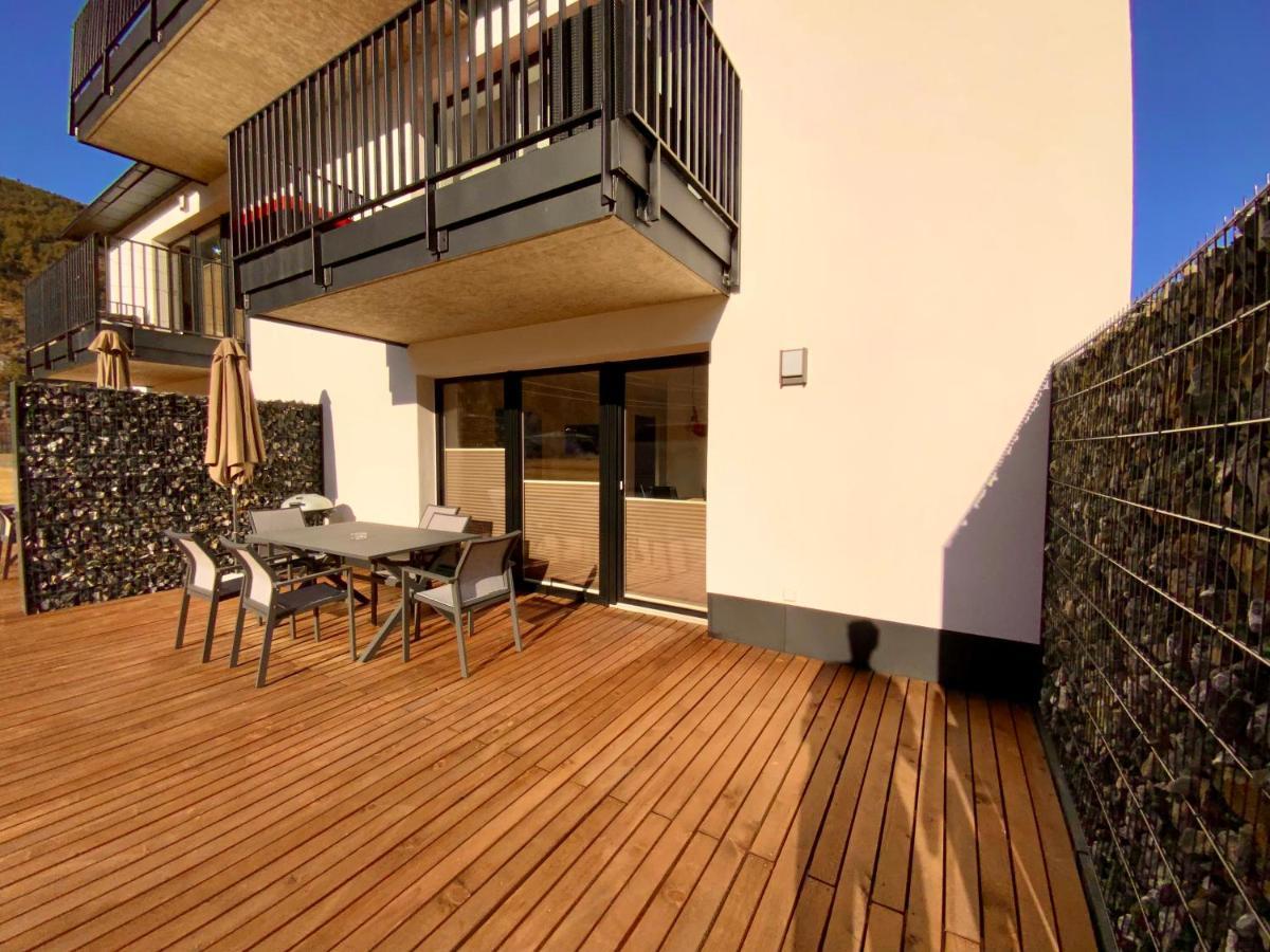 Deluxefort Fuer 10 Gaeste Mit Eigenem Whirlpool Und Fasssauna Imst Exterior foto
